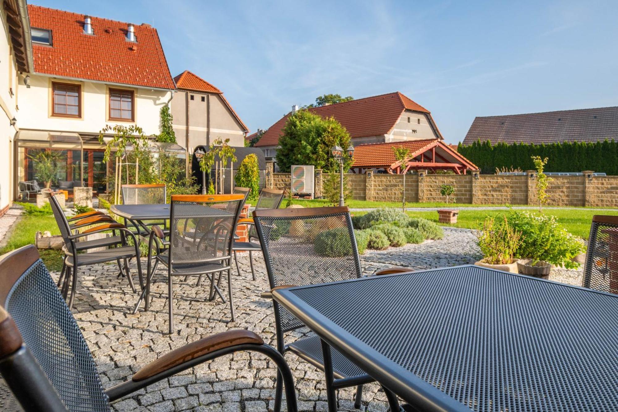 Kokorin Apartments Bagian luar foto